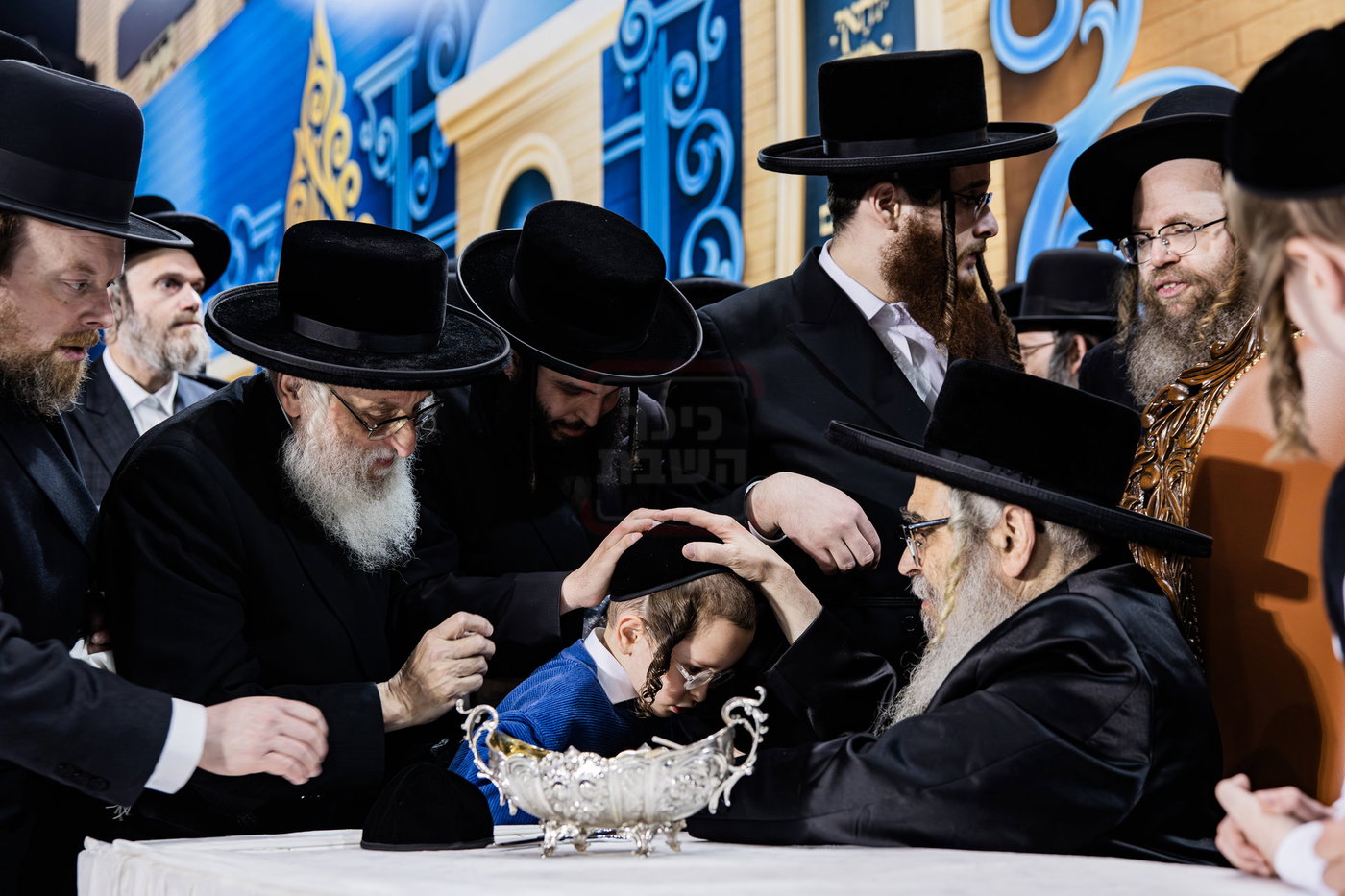 מעמד ההדלקה בחצה"ק סאטמר