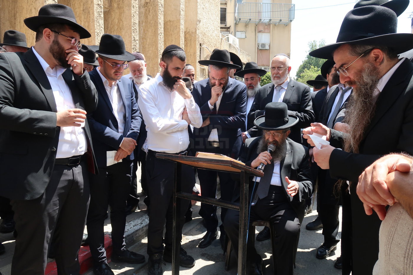 מסע הלווית הגאון רבי משה צרף זצ"ל