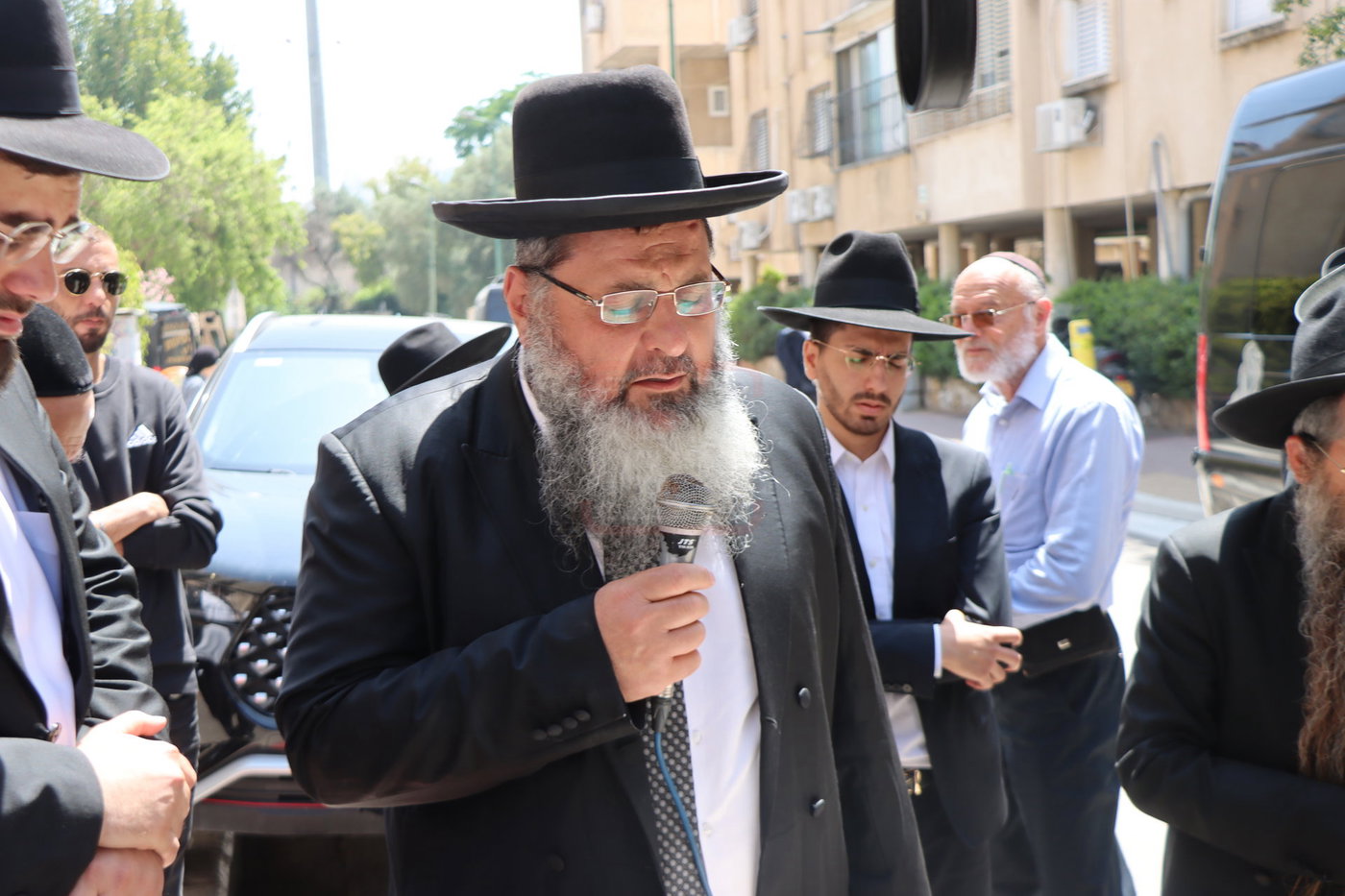 מסע הלווית הגאון רבי משה צרף זצ"ל