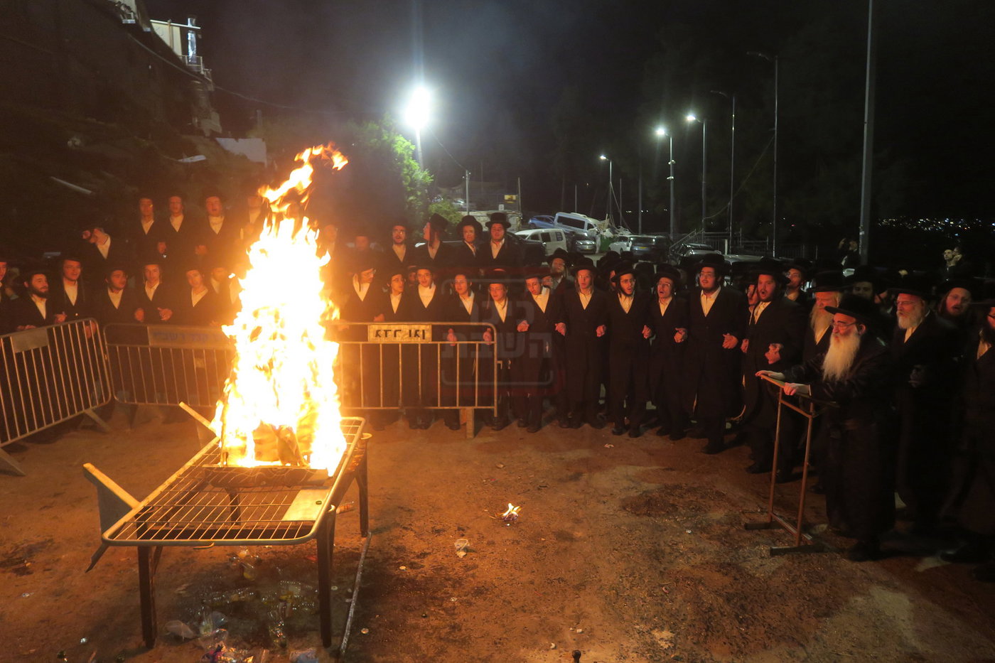 אדמו"רים ורבנים במירון לאחר ל"ג בעומר