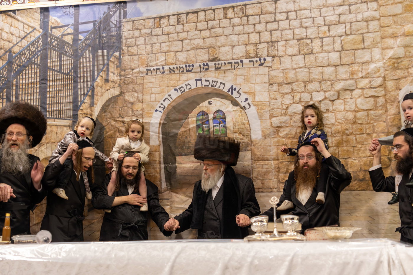 ל"ג בעומר בחצה"ק פינסק קרלין