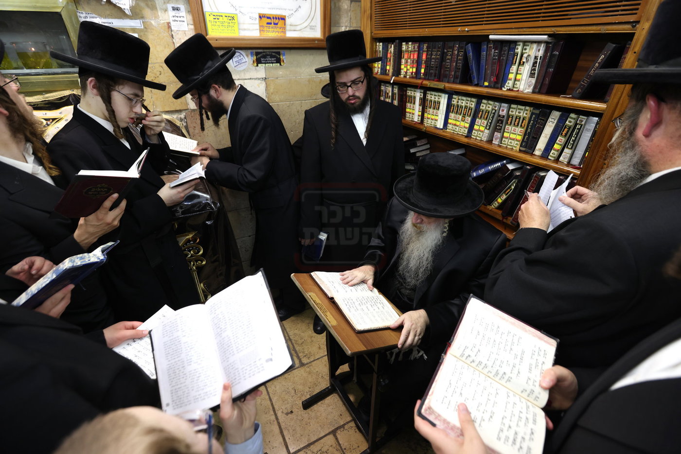 האדמו"ר מטשארנאביל במירון