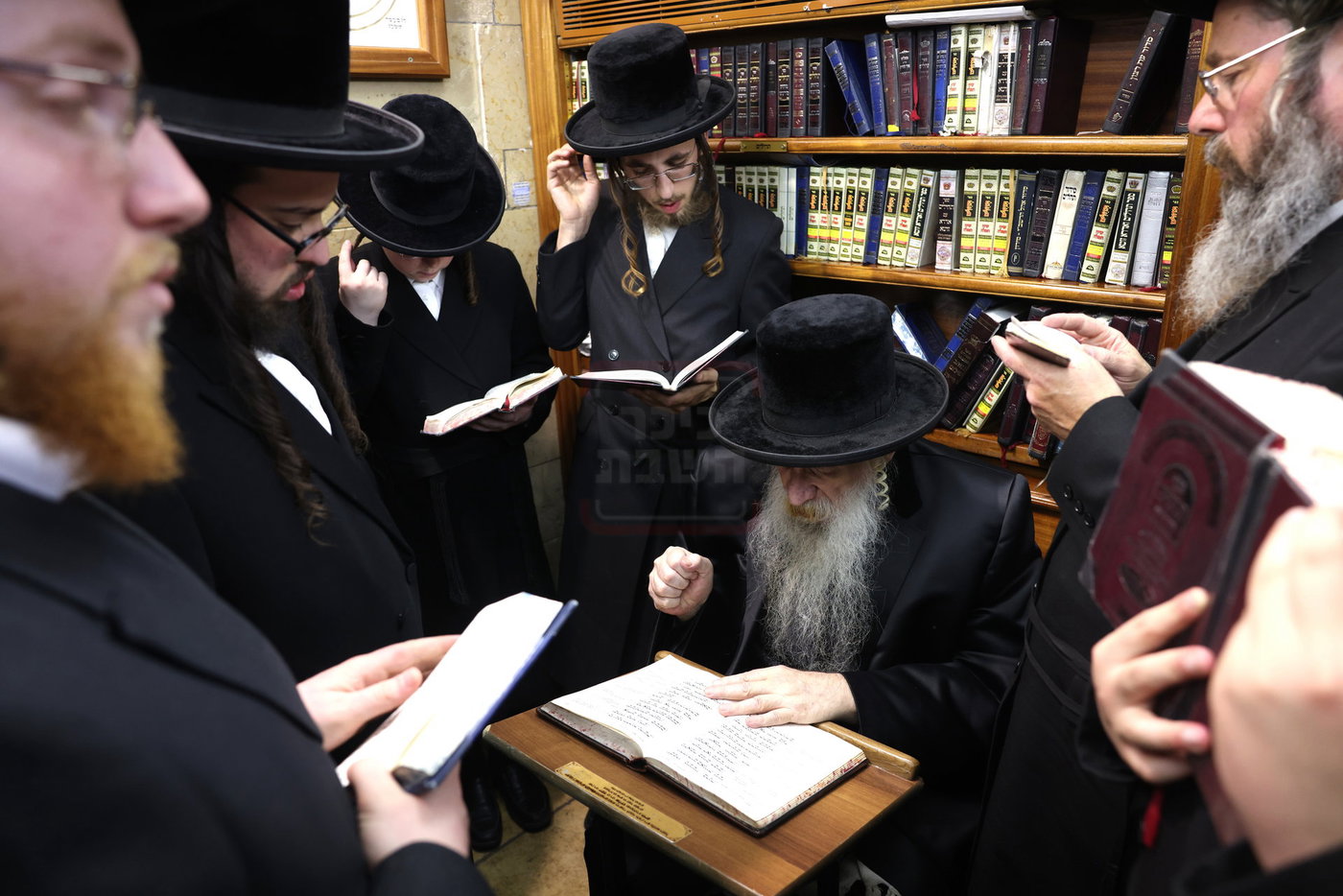 האדמו"ר מטשארנאביל במירון