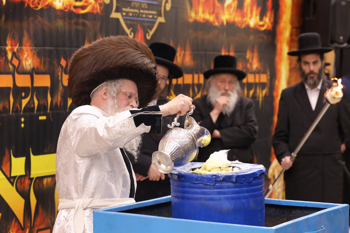 ל"ג בעומר בחצה"ק נדבורנה ירושלים