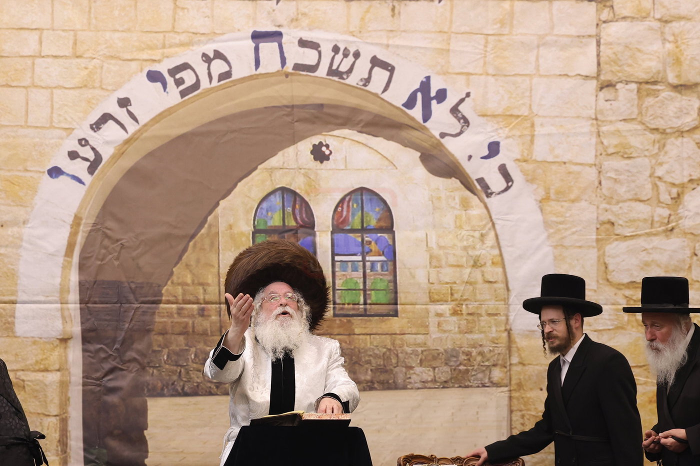 ל"ג בעומר בחצה"ק נדבורנה ירושלים