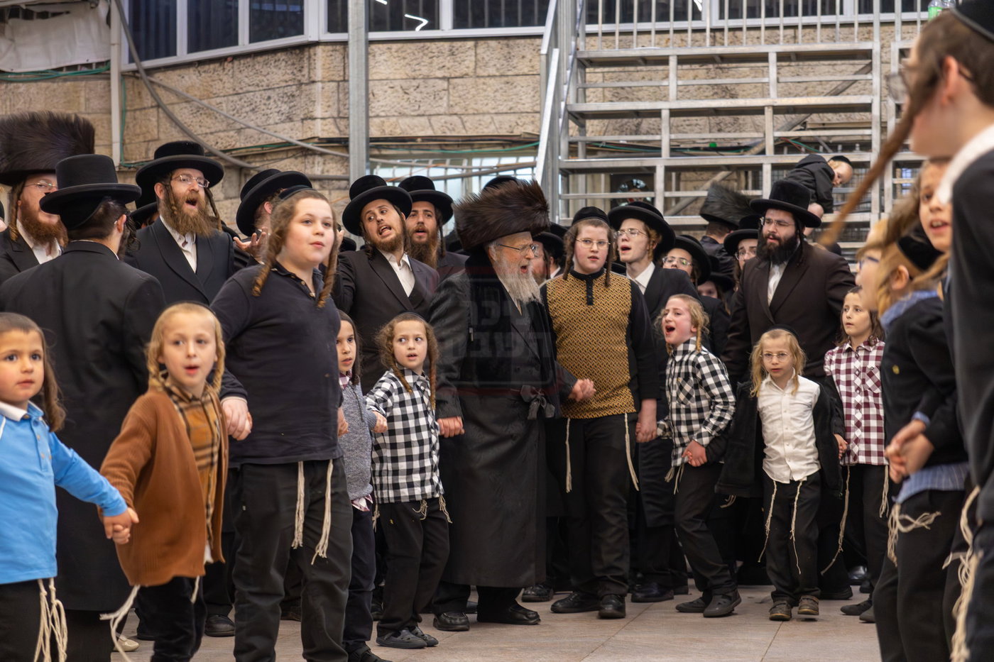 ל"ג בעומר בחצה"ק פינסק קרלין