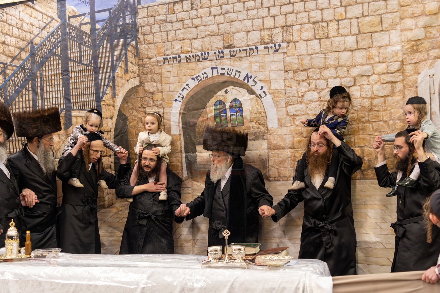 ל"ג בעומר בחצה"ק פינסק קרלין