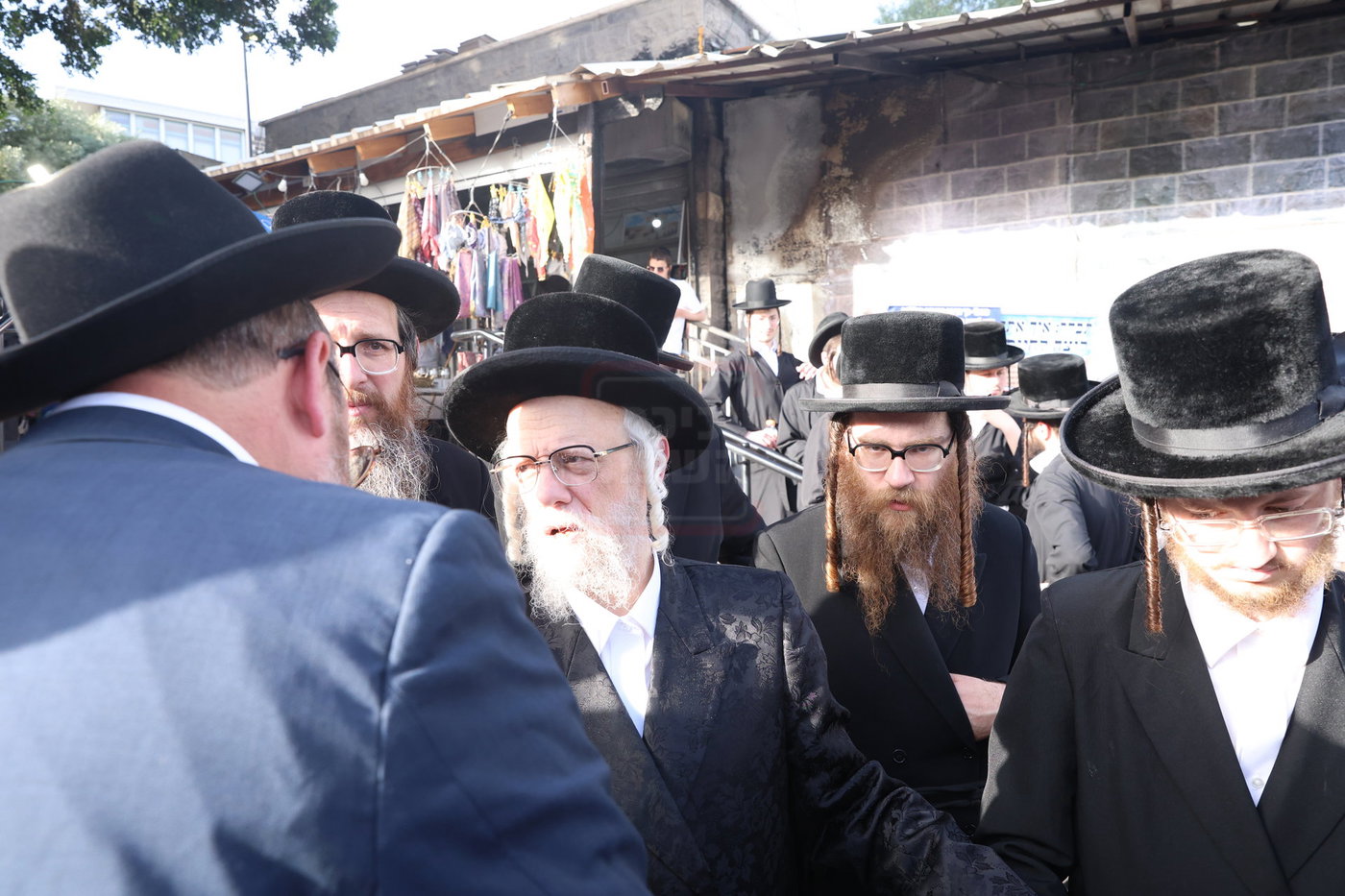 האדמו"ר מסערט ויז'ניץ בתפילת השל"ה בטבריה