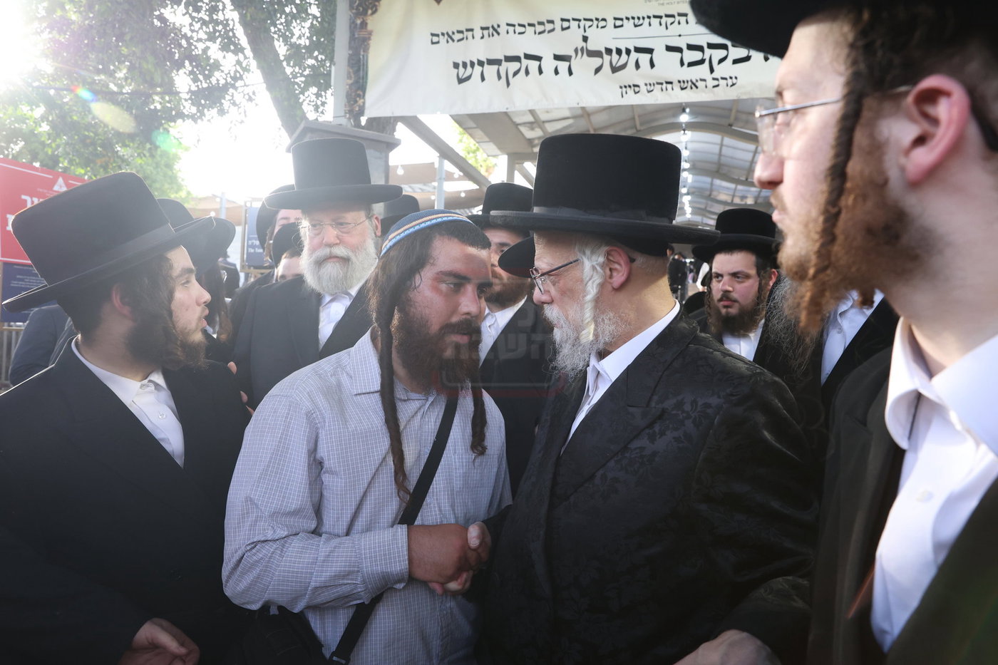 האדמו"ר מסערט ויז'ניץ בתפילת השל"ה בטבריה