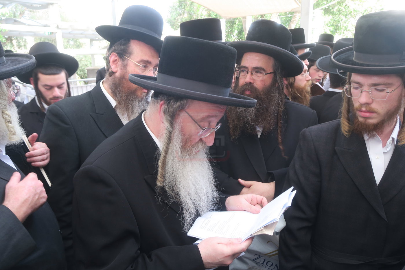 האדמו"ר מביאלה בער"ח סיון בציון השל"ה הק' בטבריה