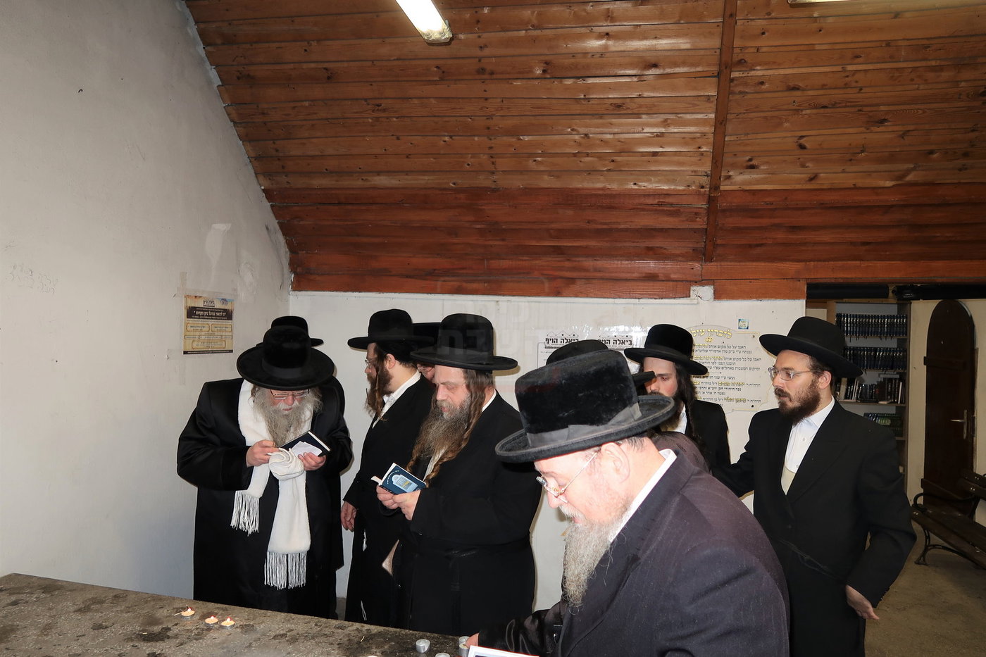 האדמו"ר מקוזמיר במסע הקודש לפולין