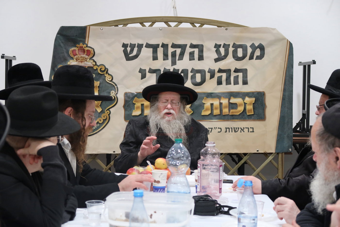 האדמו"ר מקוזמיר במסע הקודש לפולין