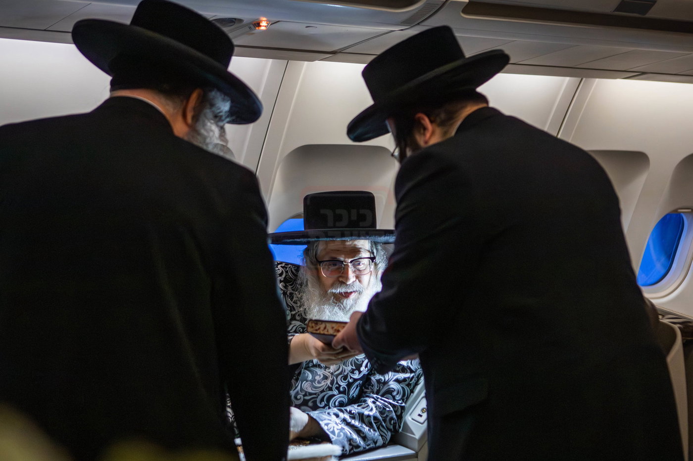 האדמו"ר מסאטמר בדרכו חזרה ממסע הקודש בפולין
