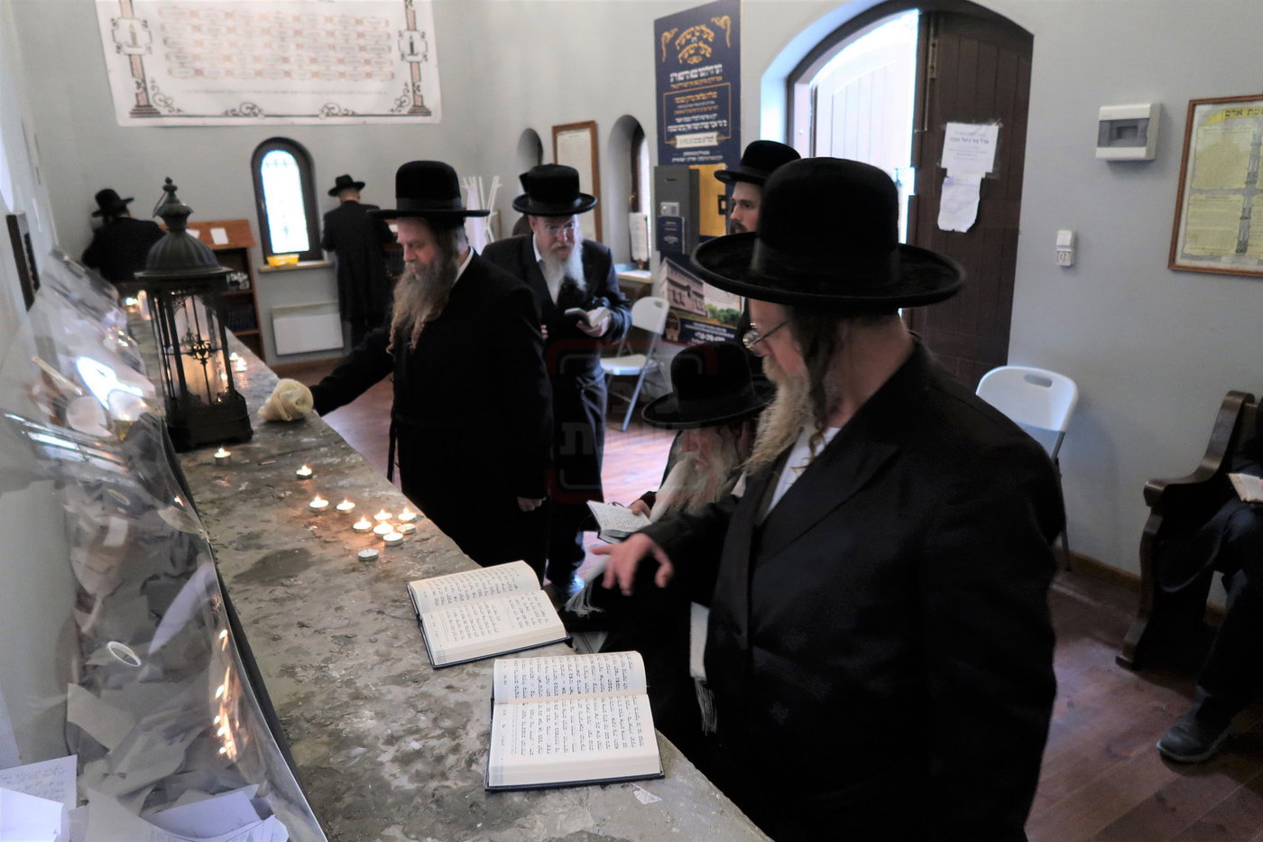 האדמו"ר מקוזמיר במסע הקודש לפולין