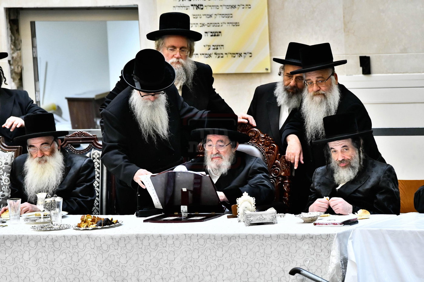 האדמו"ר מויז'ניץ בטיש ב' סיון