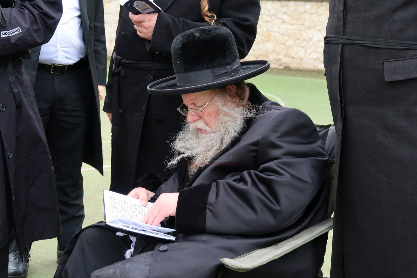 האדמו"ר מקוזמיר במסע הקודש לפולין