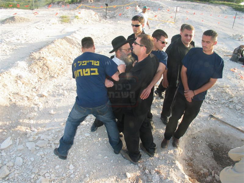 מראות חייו של הגאון רבי דוד שמידל זצ"ל