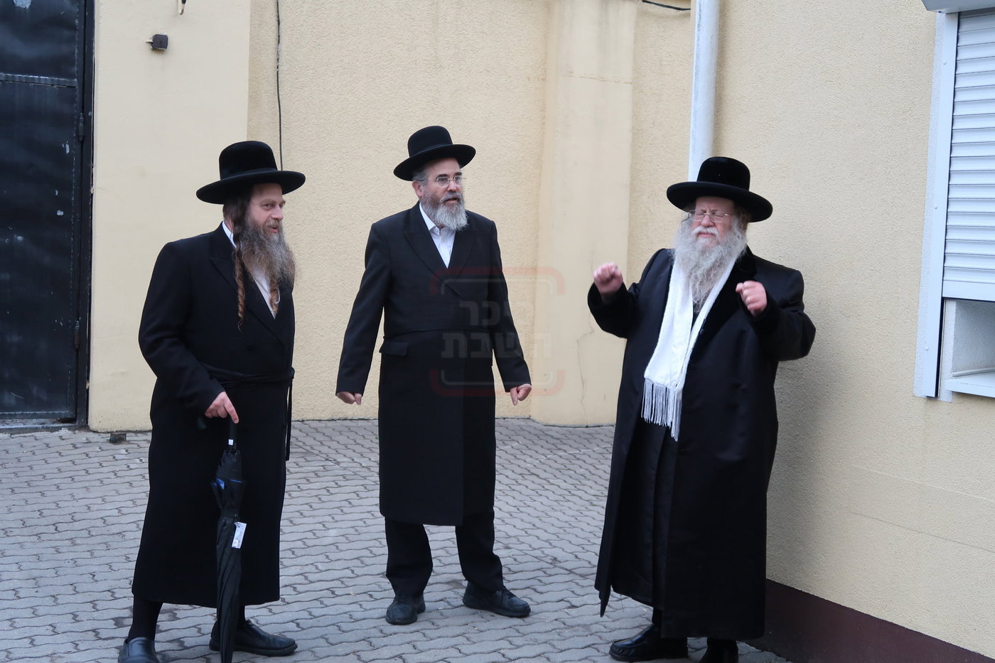 האדמו"ר מקוזמיר במסע הקודש לפולין