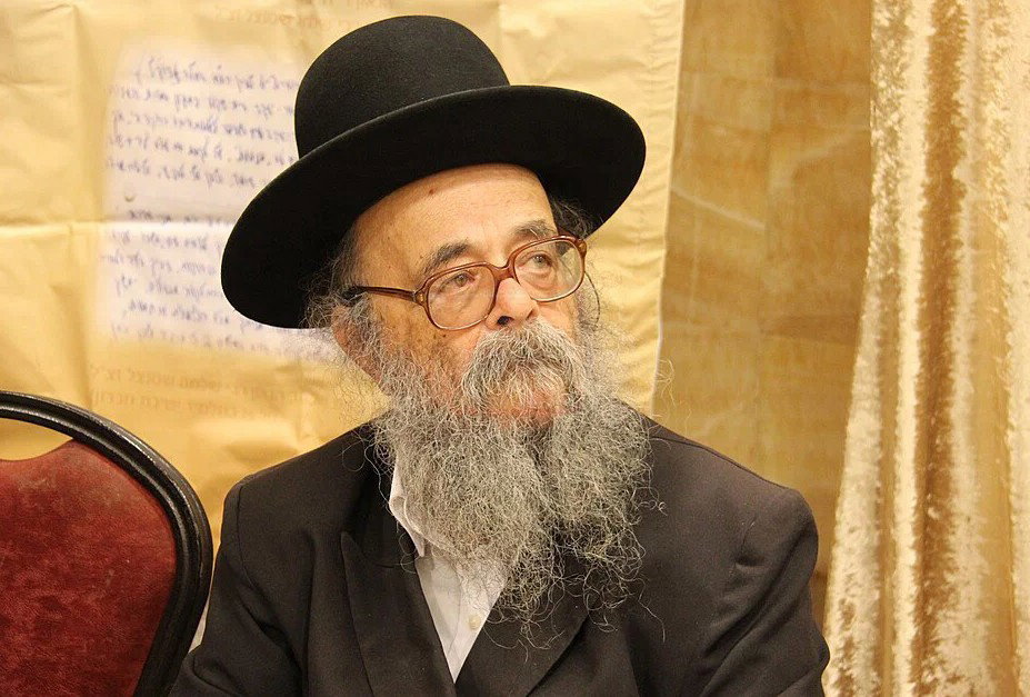 מראות חייו של הגאון רבי דוד שמידל זצ"ל