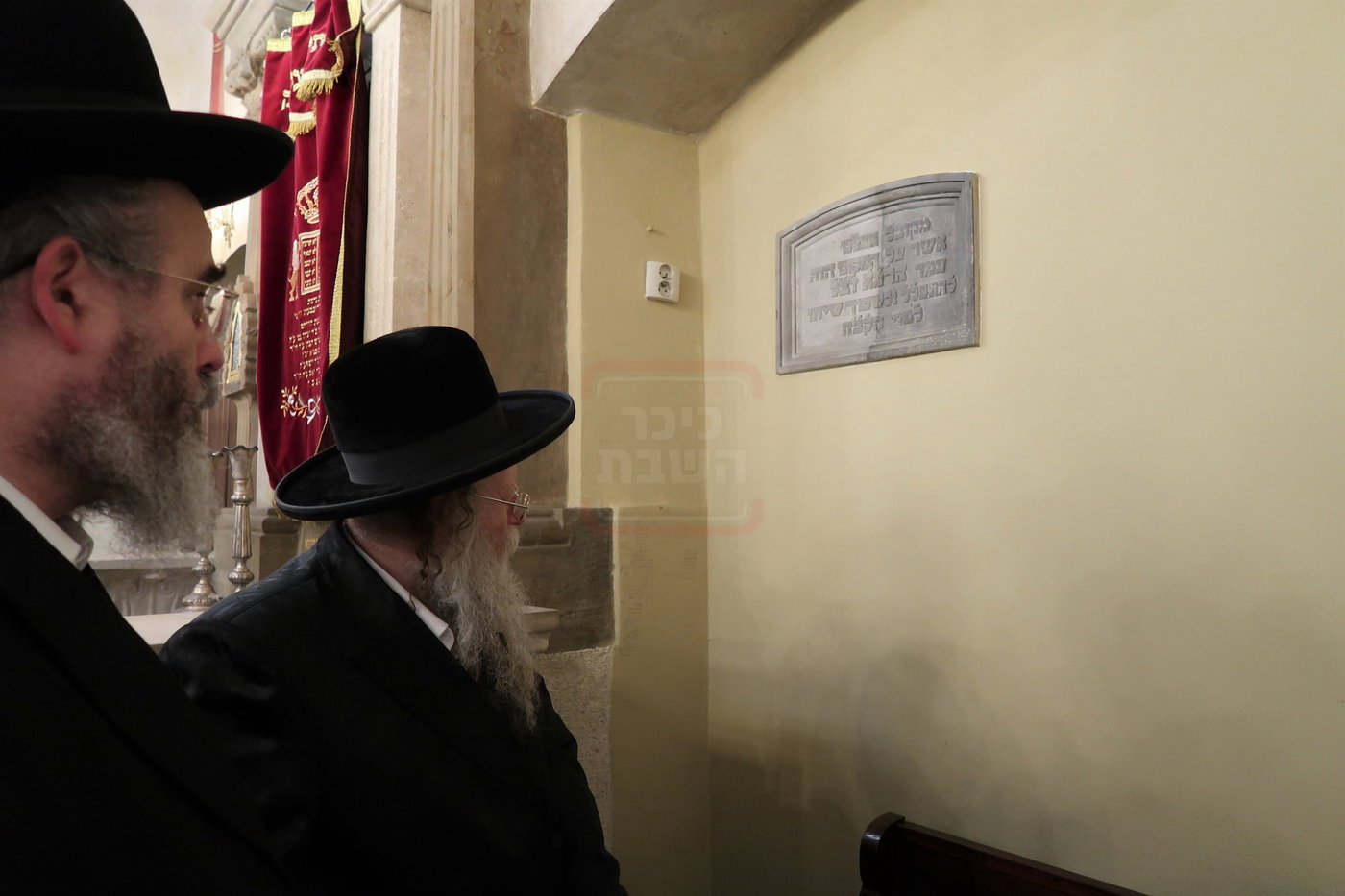 האדמו"ר מקוזמיר במסע הקודש לפולין