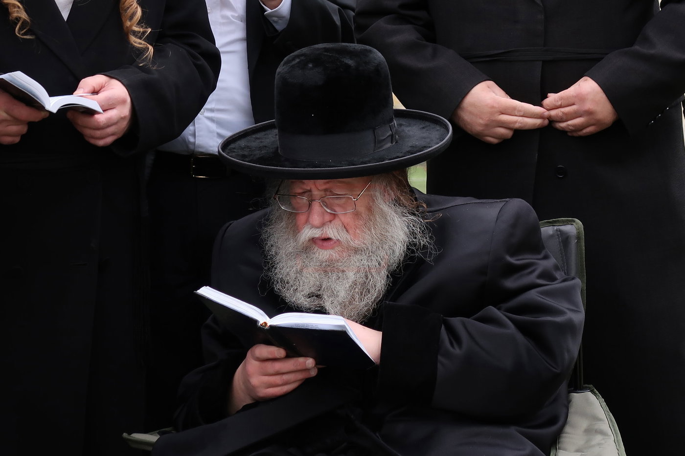 האדמו"ר מקוזמיר במסע הקודש לפולין