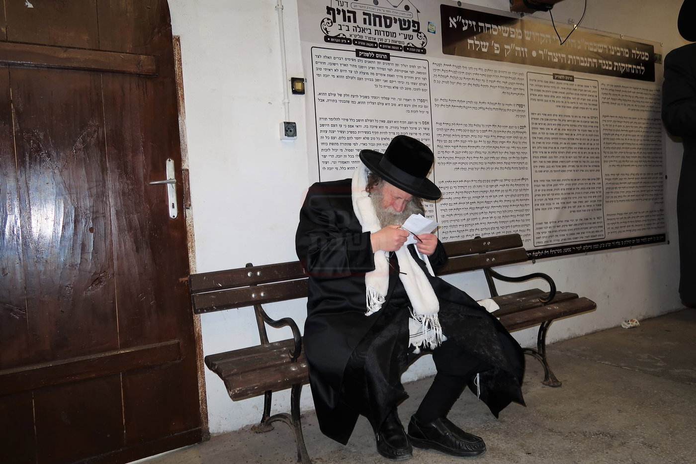 האדמו"ר מקוזמיר במסע הקודש לפולין