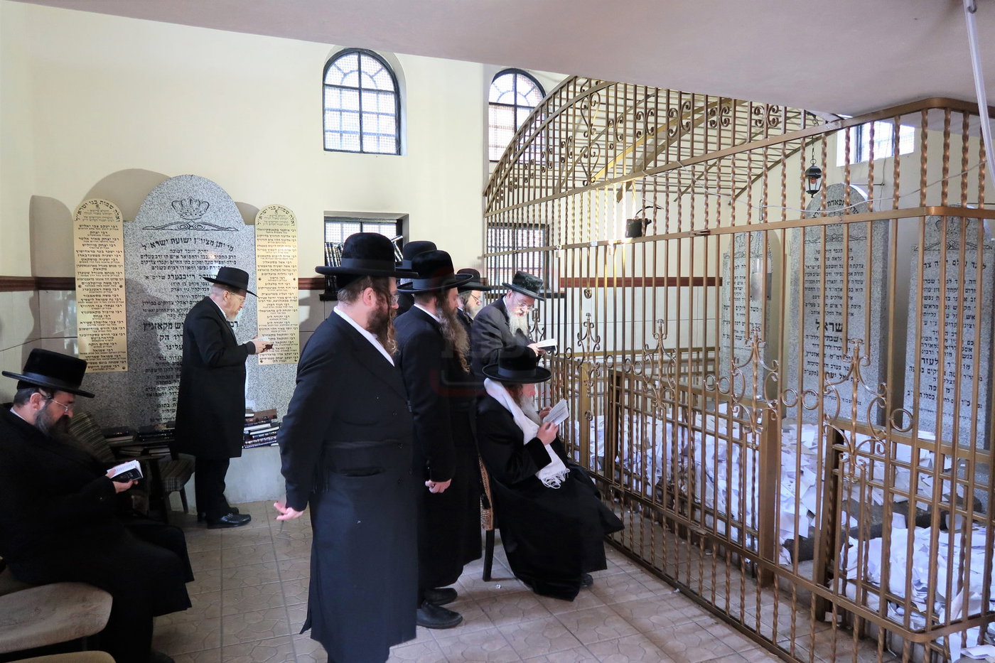 האדמו"ר מקוזמיר במסע הקודש לפולין