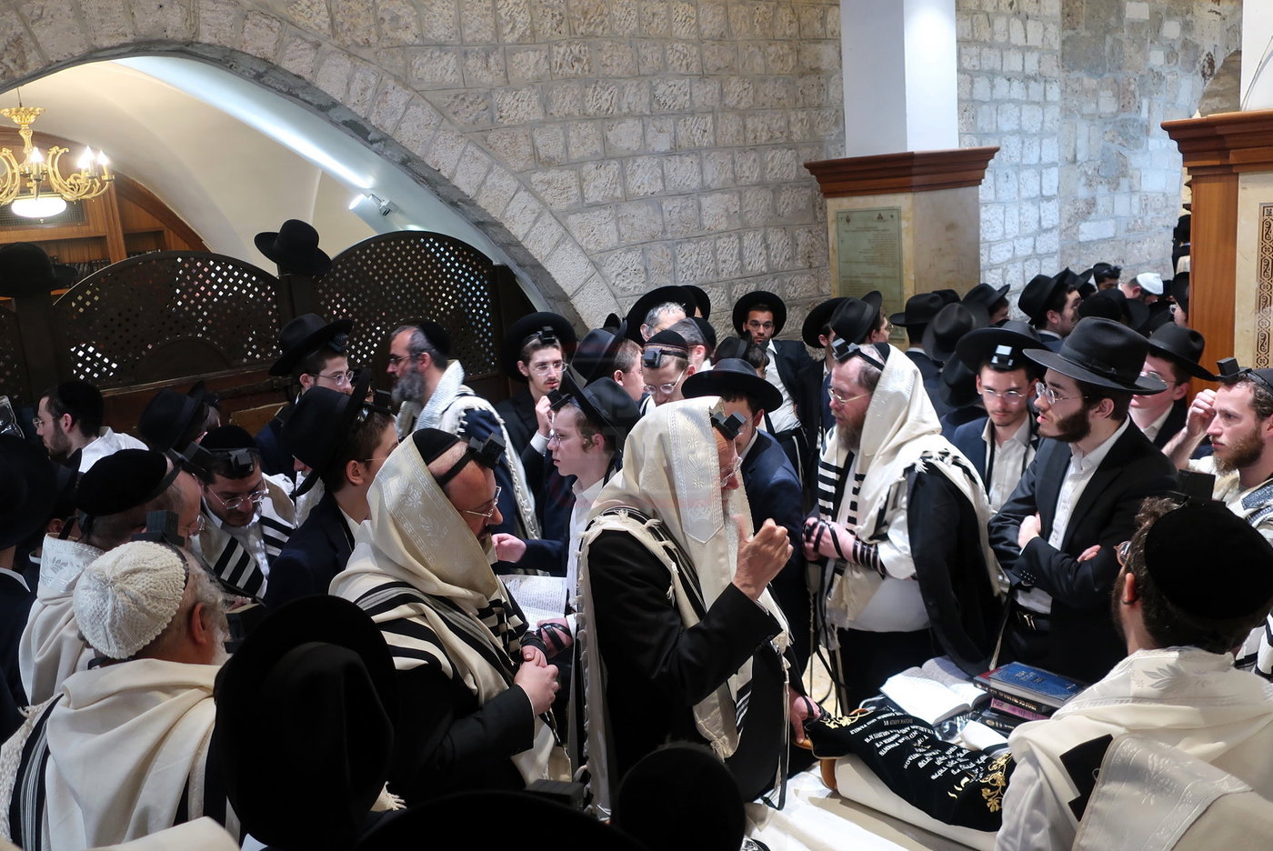 הגאון ר' משה דוד ליפקוביץ בקבר רחל