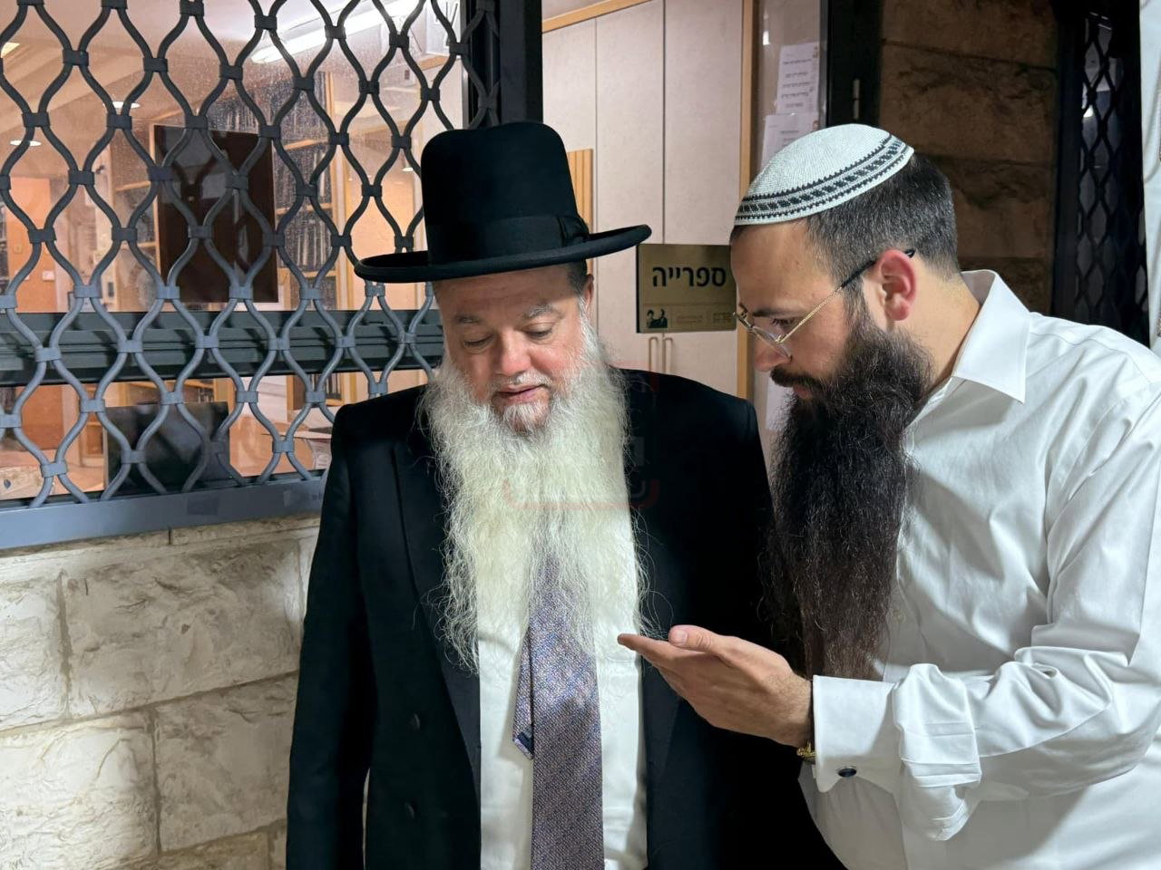 הח"כ שהפתיע את כולם | 'זופניק בכיכר' עם כל התמונות, הנייעס והחשיפות של השבוע