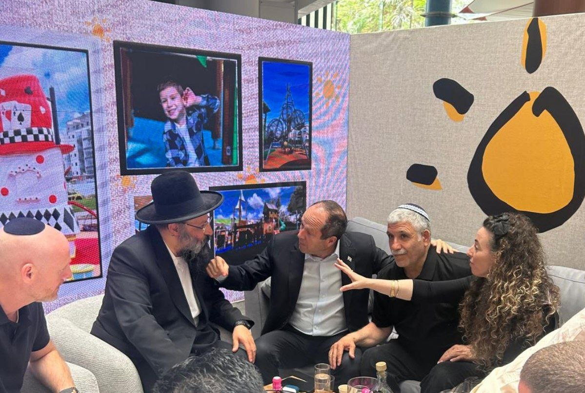 הח"כ שהפתיע את כולם | 'זופניק בכיכר' עם כל התמונות, הנייעס והחשיפות של השבוע