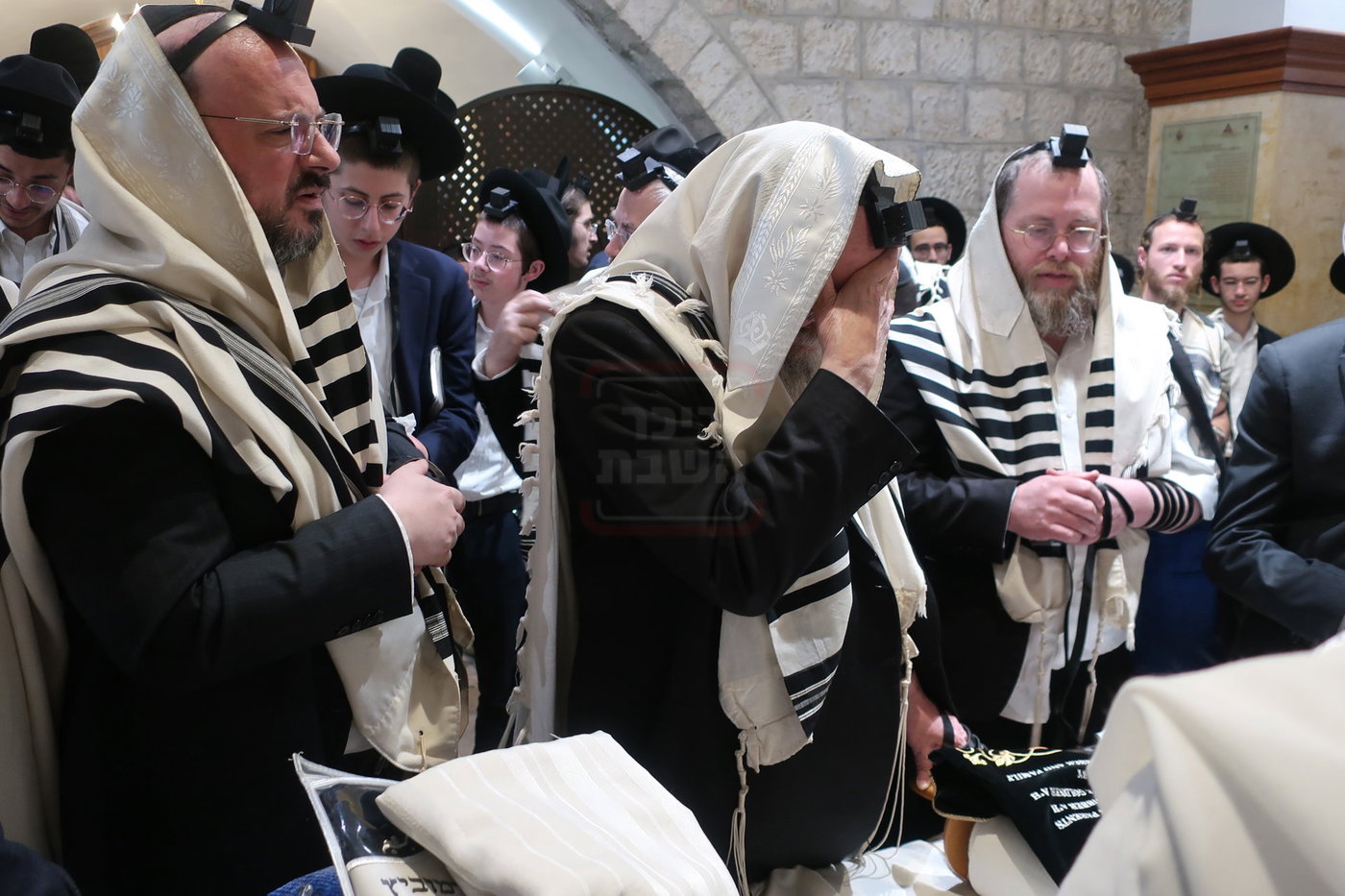 הגאון ר' משה דוד ליפקוביץ בקבר רחל