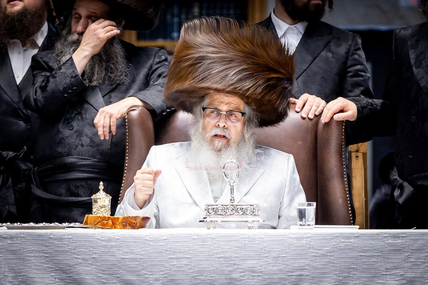 נעילת החג שבועות בחצר הקודש סאטמר