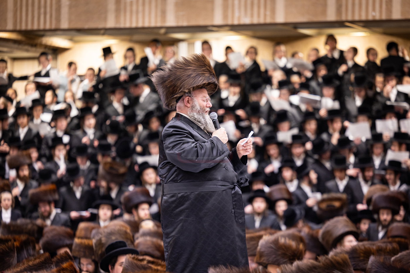 נעילת החג ופארשפיל בחצה"ק באבוב