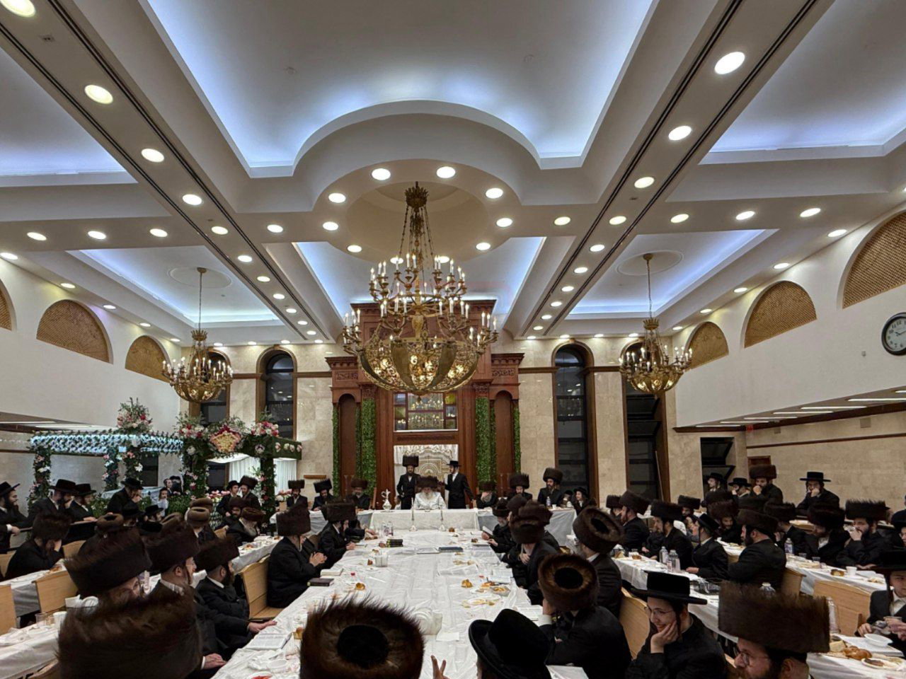 נעילת החג בחצה"ק קראלי