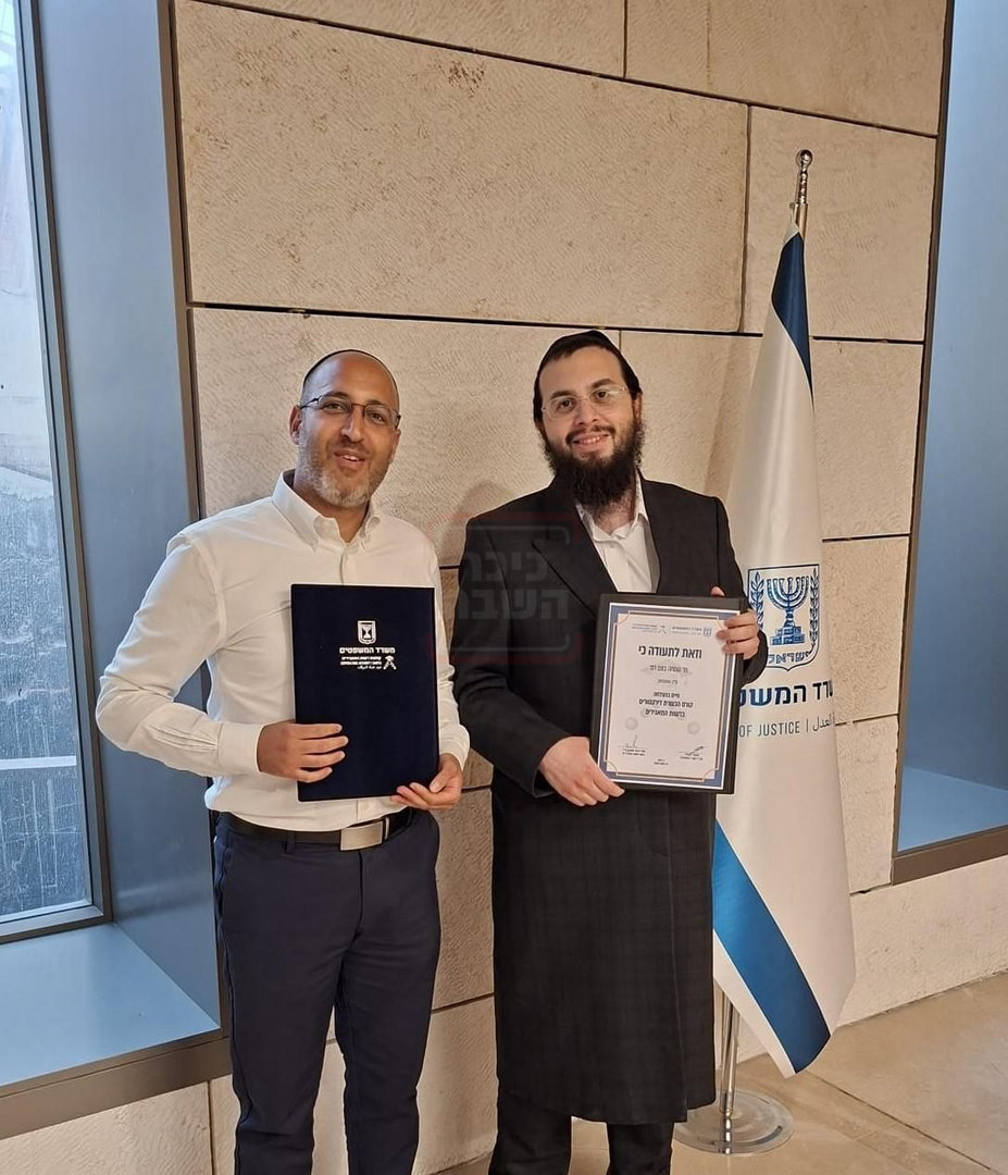 המתקפה המתואמת על המשטרה | 'זופניק בכיכר' עם כל התמונות, הנייעס והחשיפות של השבוע