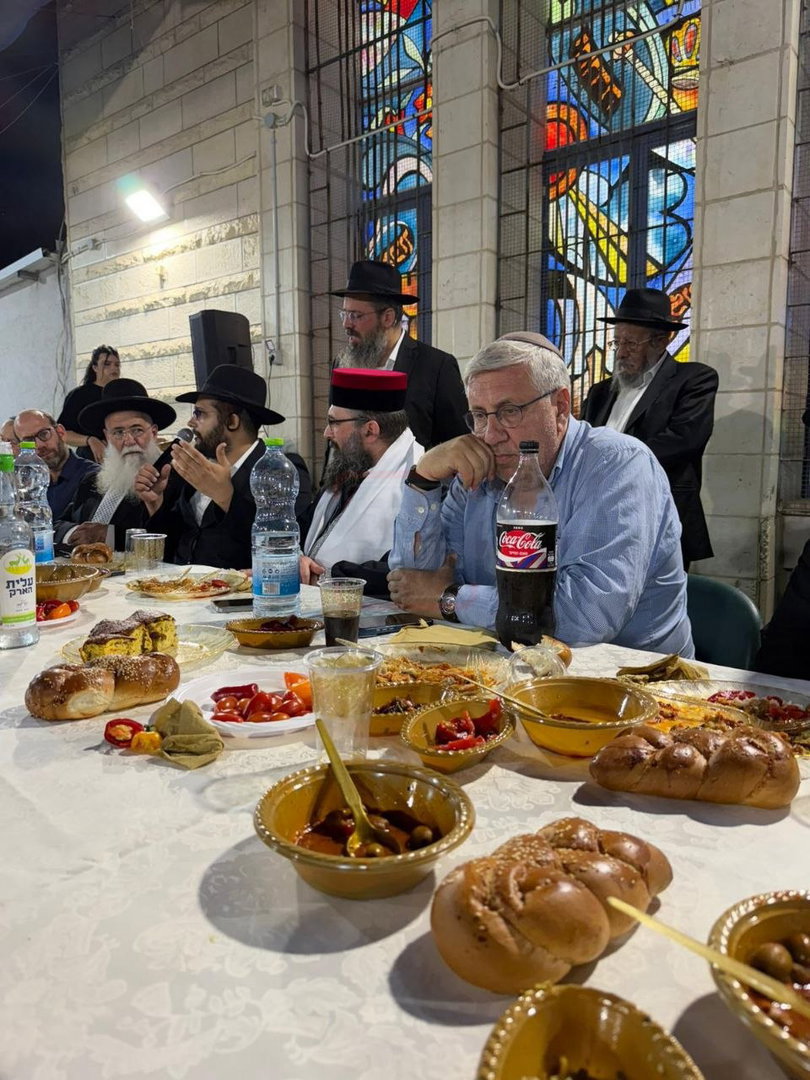 המתקפה המתואמת על המשטרה | 'זופניק בכיכר' עם כל התמונות, הנייעס והחשיפות של השבוע