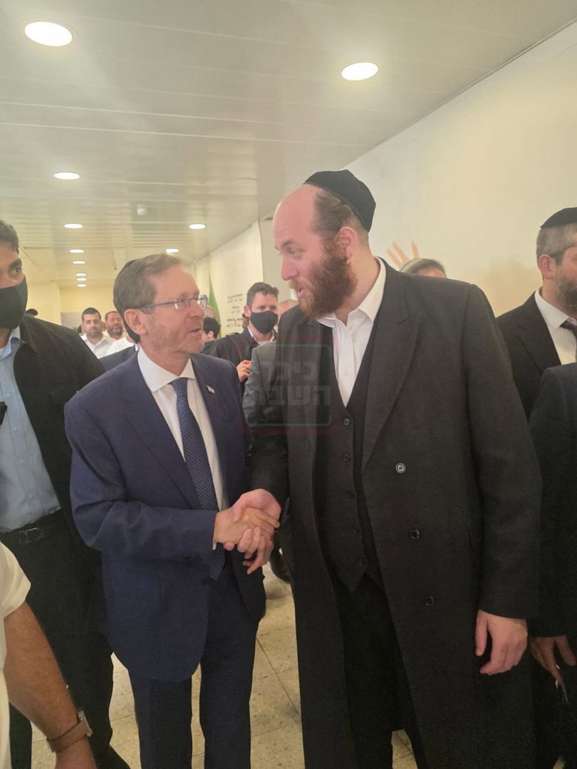 המתקפה המתואמת על המשטרה | 'זופניק בכיכר' עם כל התמונות, הנייעס והחשיפות של השבוע