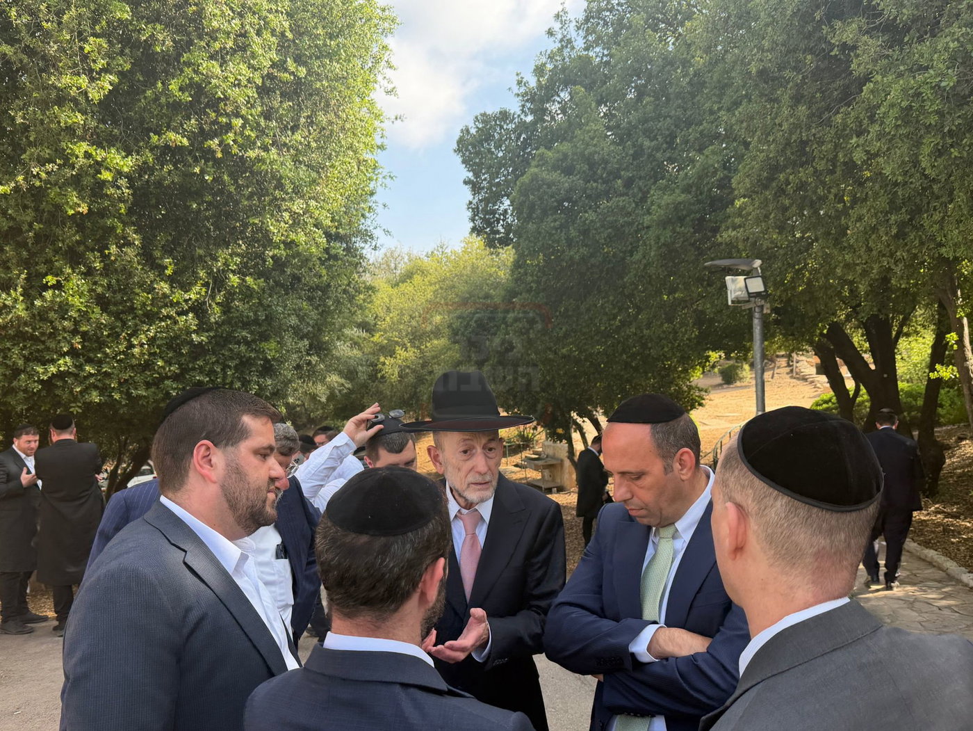 המתקפה המתואמת על המשטרה | 'זופניק בכיכר' עם כל התמונות, הנייעס והחשיפות של השבוע