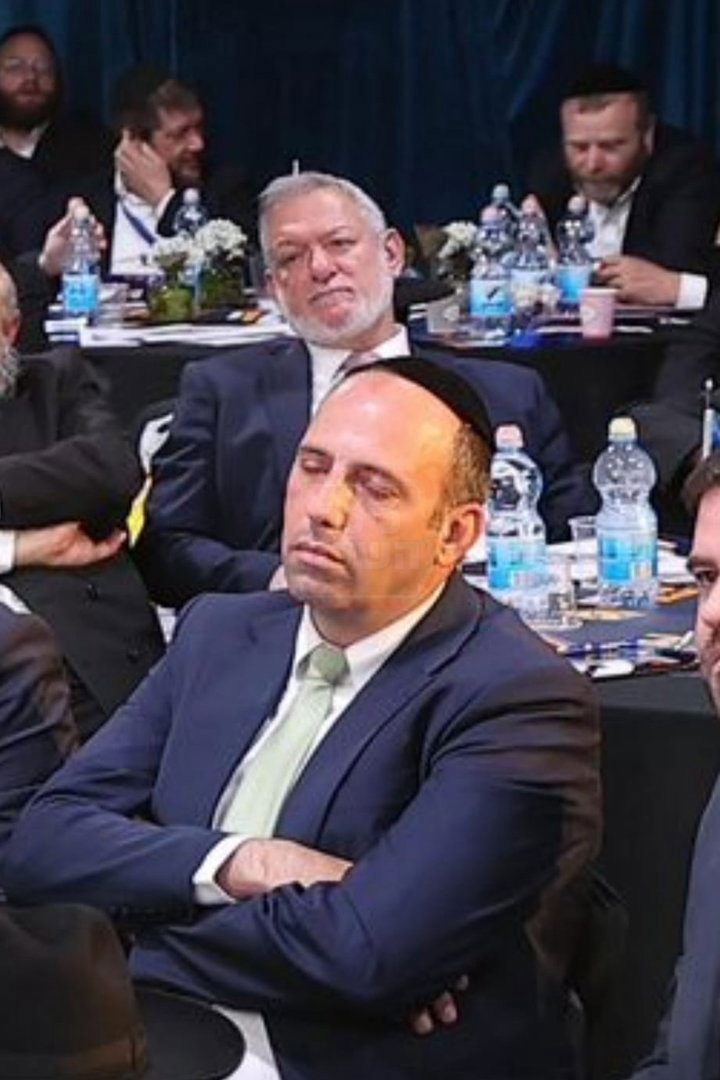 המתקפה המתואמת על המשטרה | 'זופניק בכיכר' עם כל התמונות, הנייעס והחשיפות של השבוע