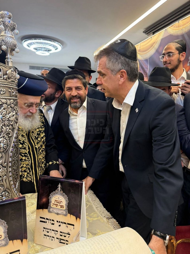 המתקפה המתואמת על המשטרה | 'זופניק בכיכר' עם כל התמונות, הנייעס והחשיפות של השבוע