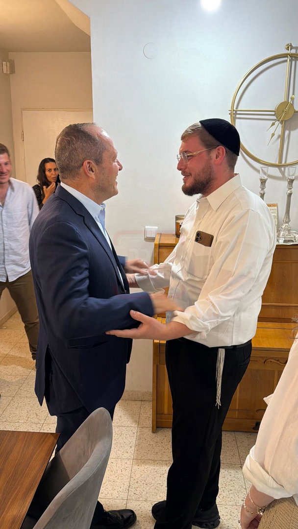 המתקפה המתואמת על המשטרה | 'זופניק בכיכר' עם כל התמונות, הנייעס והחשיפות של השבוע