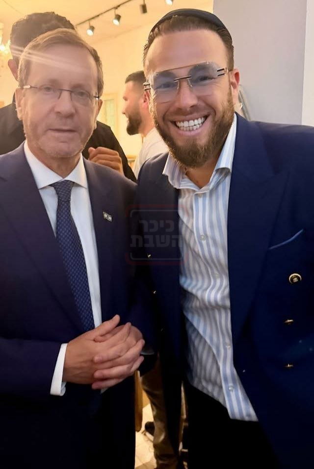 המתקפה המתואמת על המשטרה | 'זופניק בכיכר' עם כל התמונות, הנייעס והחשיפות של השבוע