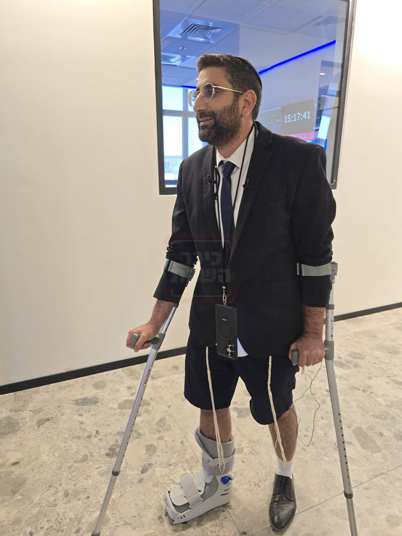 האדמו"ר שפיטר את כל הגבאים | 'זופניק בכיכר' עם כל התמונות, הנייעס והחשיפות של השבוע
