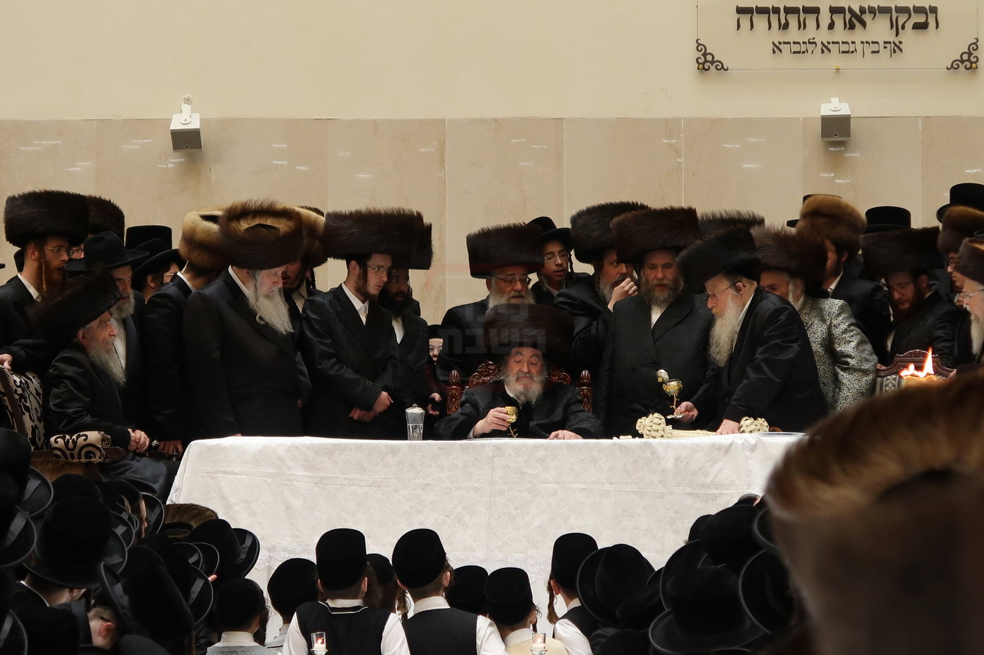 מוצאי שבת ש"ב בויז'ניץ