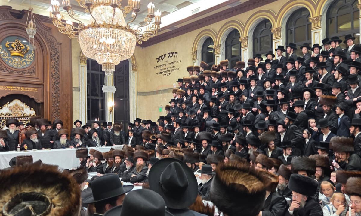 האדמו"ר מויז'ניץ מונסי שבת בלייקווד