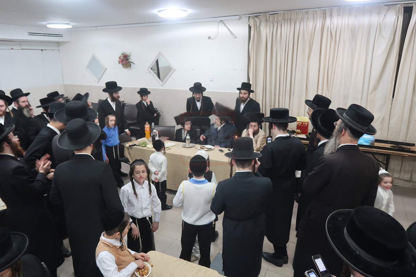 שמחת בר המצווה לנין הגרי"מ שכטר