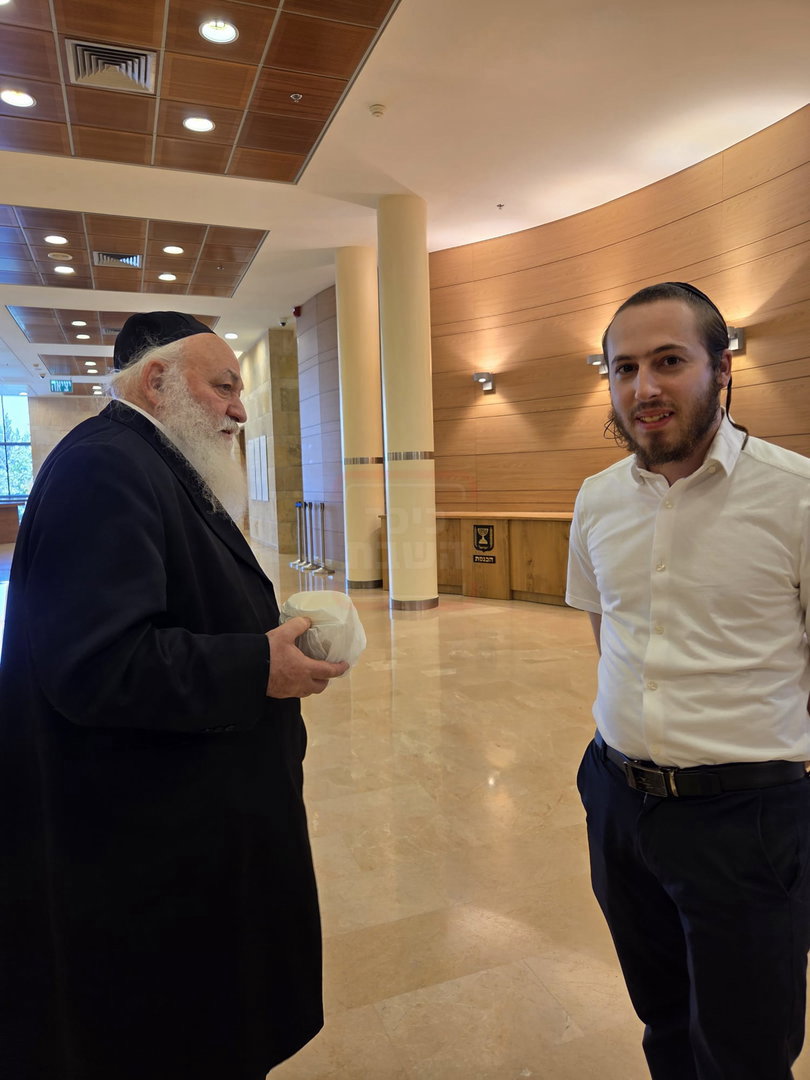 הח"כים שלא מדברים זה עם זה | 'זופניק בכיכר' עם כל התמונות, הנייעס והחשיפות של השבוע
