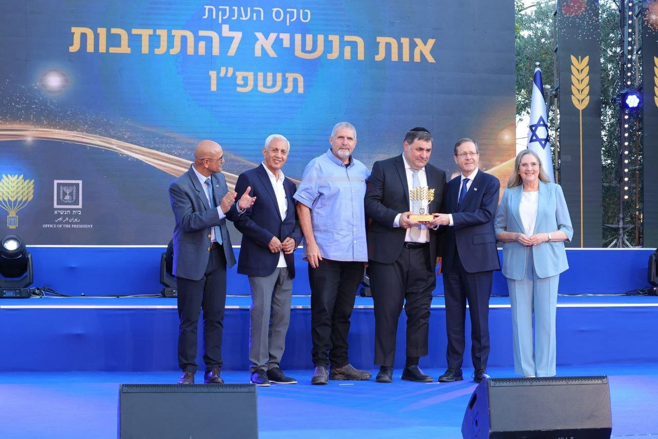 הח"כים שלא מדברים זה עם זה | 'זופניק בכיכר' עם כל התמונות, הנייעס והחשיפות של השבוע