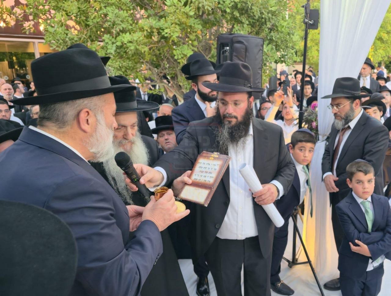 הסוד המסעיר סביב מצבו של האדמו"ר | 'זופניק בכיכר' עם כל התמונות, הנייעס והחשיפות של השבוע