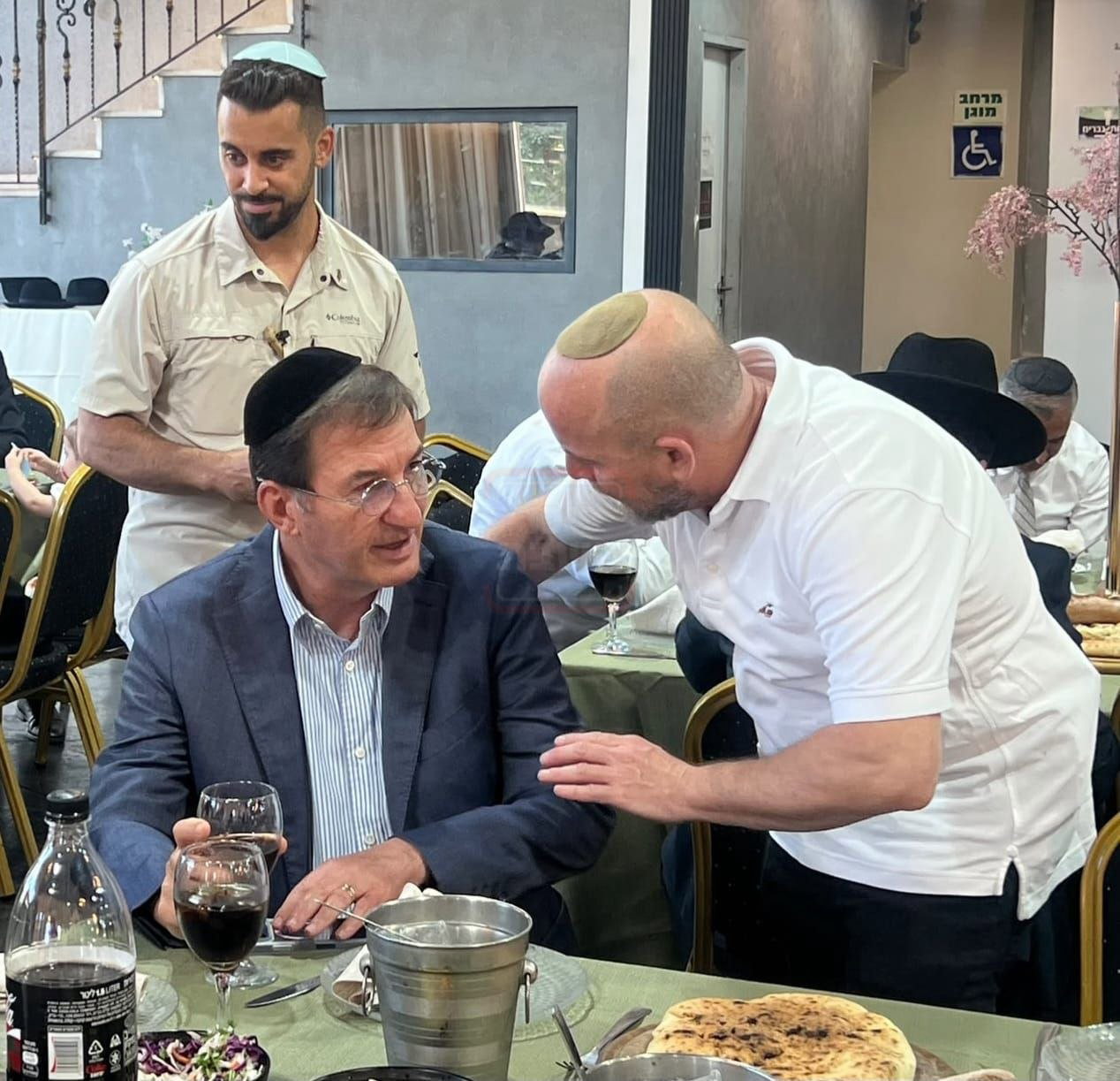 הסוד המסעיר סביב מצבו של האדמו"ר | 'זופניק בכיכר' עם כל התמונות, הנייעס והחשיפות של השבוע